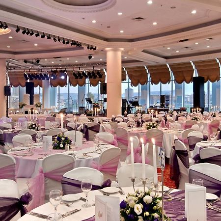 ホテル ヒルトン カイセリ 設備 写真 The ballroom
